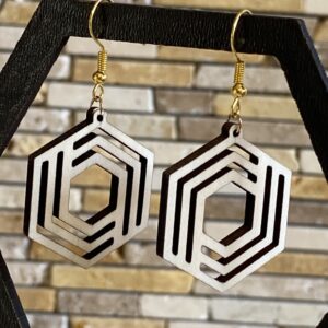 boucles d'oreilles en forme d'hexagones concentriques avec crochets argentés